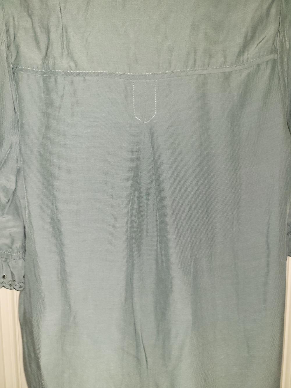 Wit & Wisdom Dusty Teal Lace-Trim ButtonUp Blouse Sz Medium Nwt New Dusty Slate - Picture 9 of 14